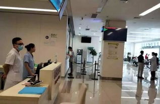 致敬,医疗工作者 逆风而行,医者仁心