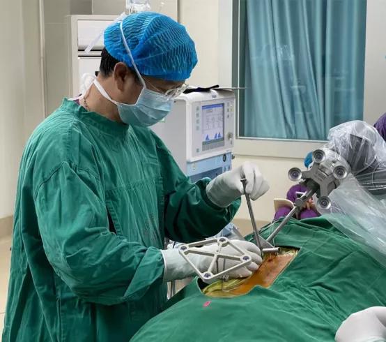 昭通市中医医院骨伤科引进天玑机器人，助力脊柱微创手术新突破